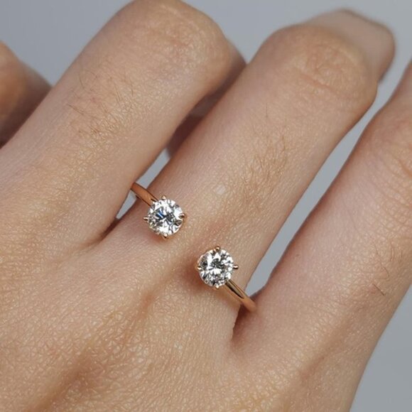 14Kt Gold 0.60 Ct 2 Stones Lab Grown Diamond Ring - Picture 2 of 5